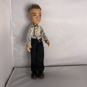MGA Vintage BRATZ BOYZ Cameron - 2002 Doll And Outfit Doll Boy